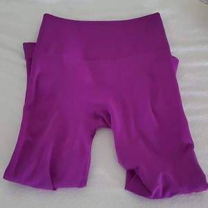 Lululemon zone in crop